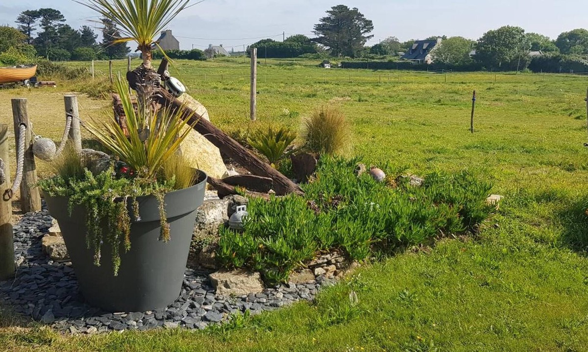 Roscanvel House | Île Ô des Capucins