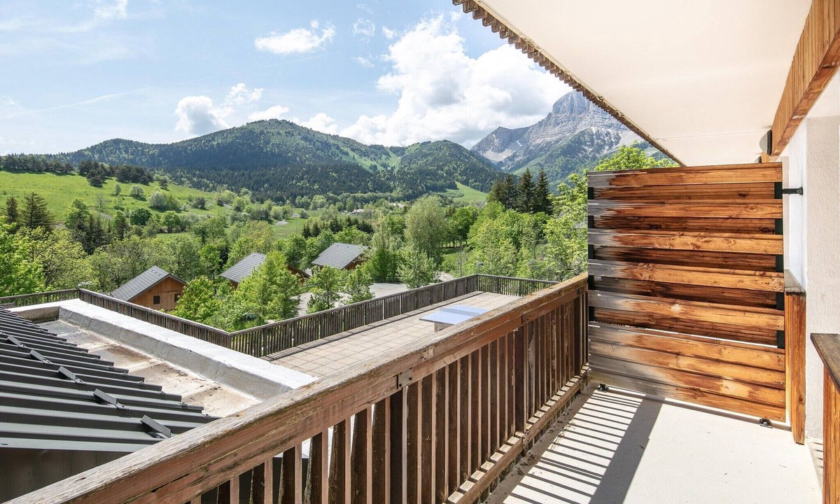 Gresse-en-Vercors Apartment | 1-Bedroom apartment for family of 6