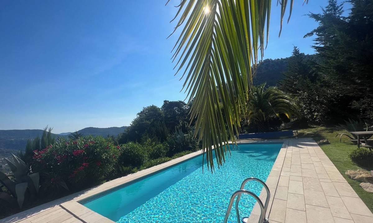 Aspremont Villa | 12km de Nice Villa Palmeraie & A/C Nice Pool, Terraces, Jacuzzi 100% Private