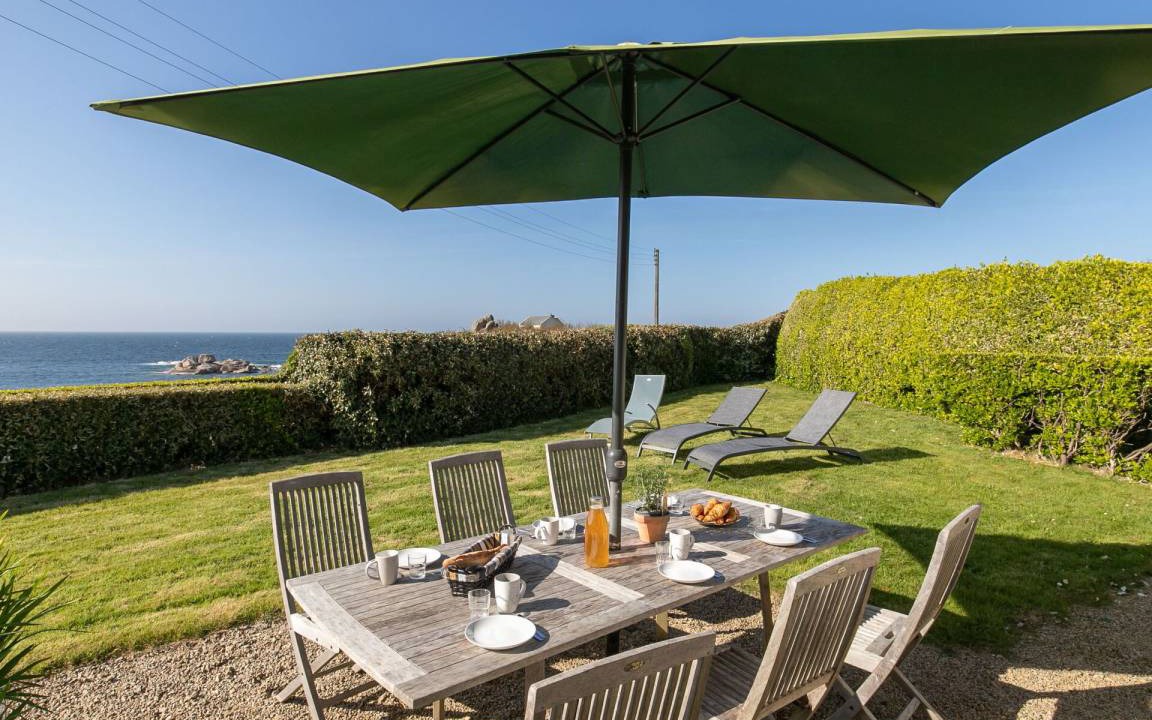 Plouescat Other | 140 m² Accommodation ∙ 3 bedrooms ∙ 6 guests