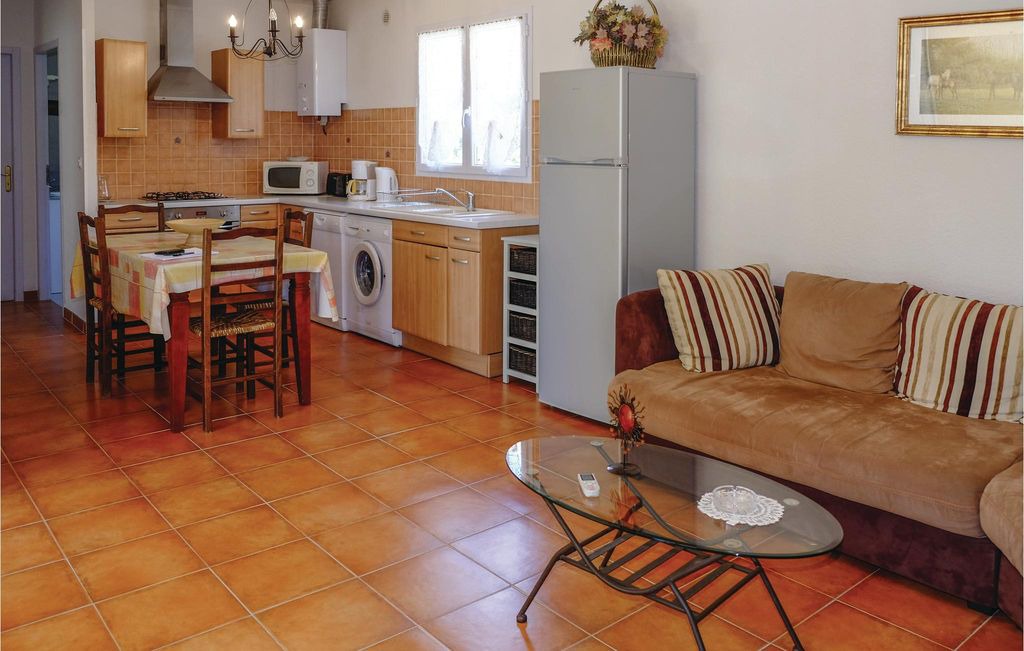 Casalabriva House | 2 bedroom accommodation in Casalabriva
