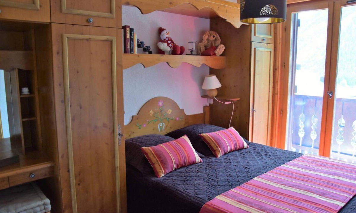 Pralognan-la-Vanoise Apartment | 2nd floor, balcony, tv, 40m², Pralognan-la-Vanoise