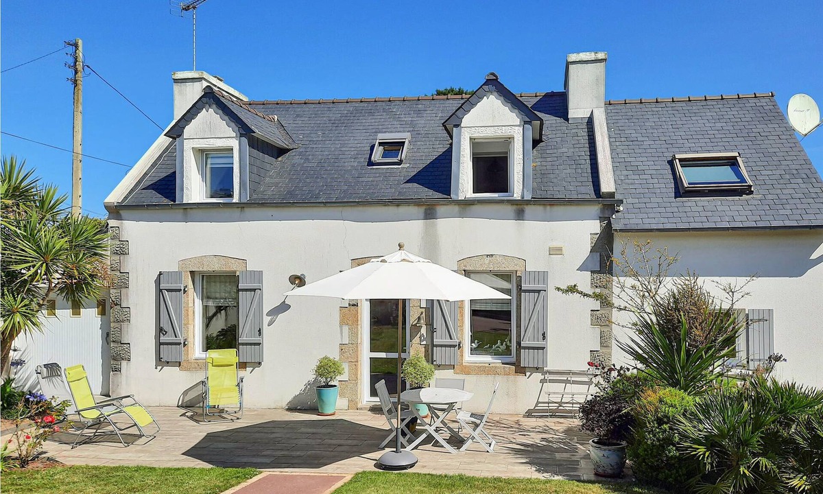 Plouguerneau House | 3 bedroom accommodation in Plouguerneau