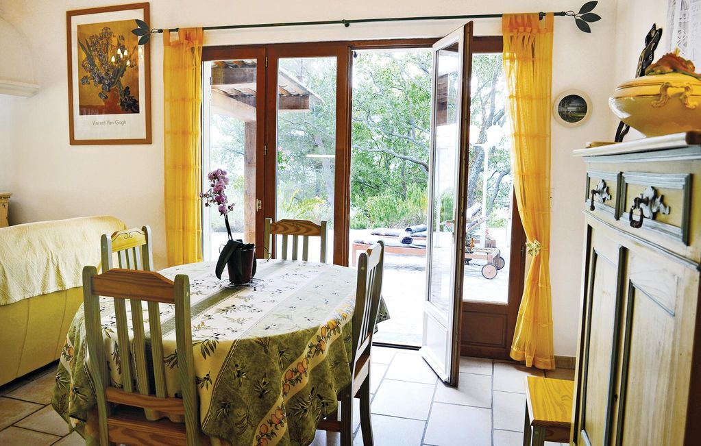 Bargemon House | 3 bedroom accommodation in Bargemon