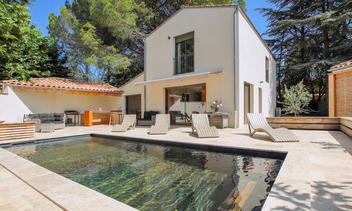 Vagnas House | 5 bedroom accommodation in Vagnas