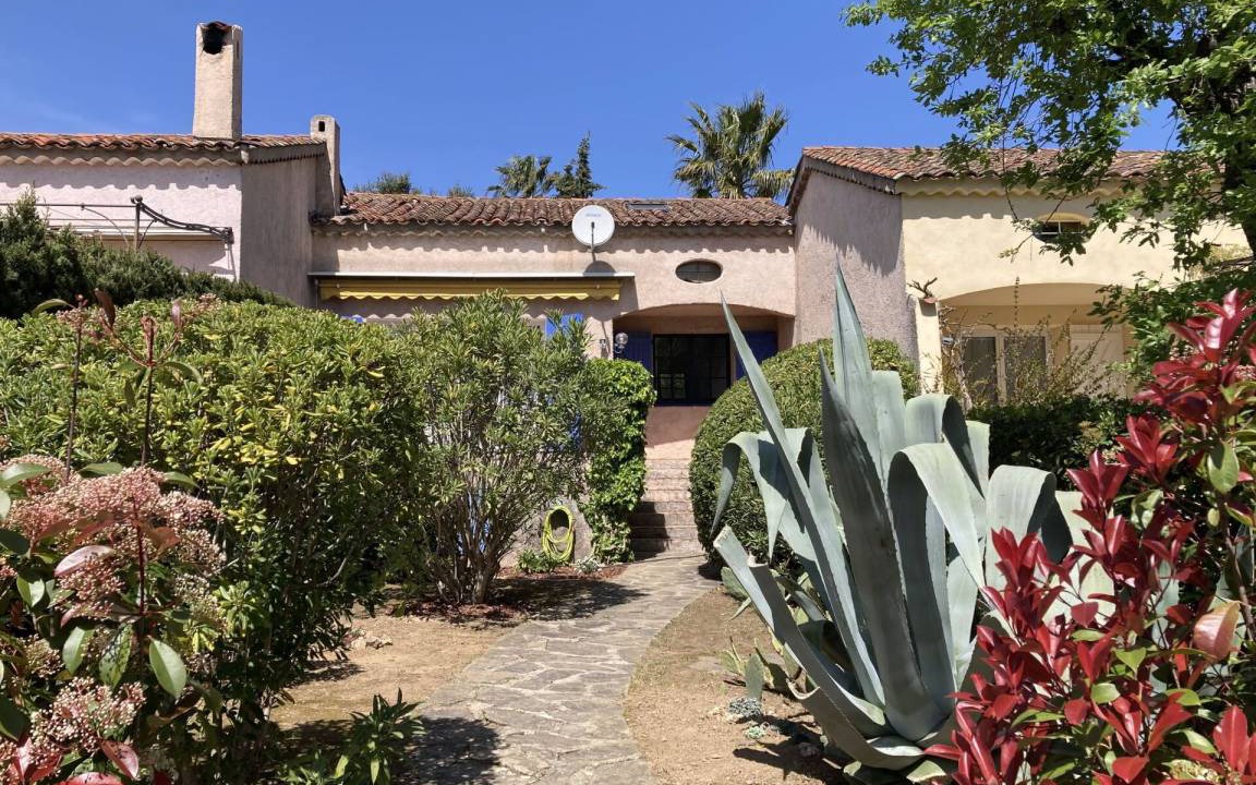 Les Restanques Other | 65 m² Accommodation ∙ 1 bedroom ∙ 4 guests