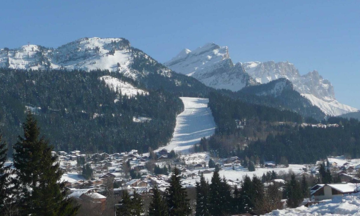 Les Carroz-d'Araches Ski Chalet | A peaceful chalet for a relaxing vacation