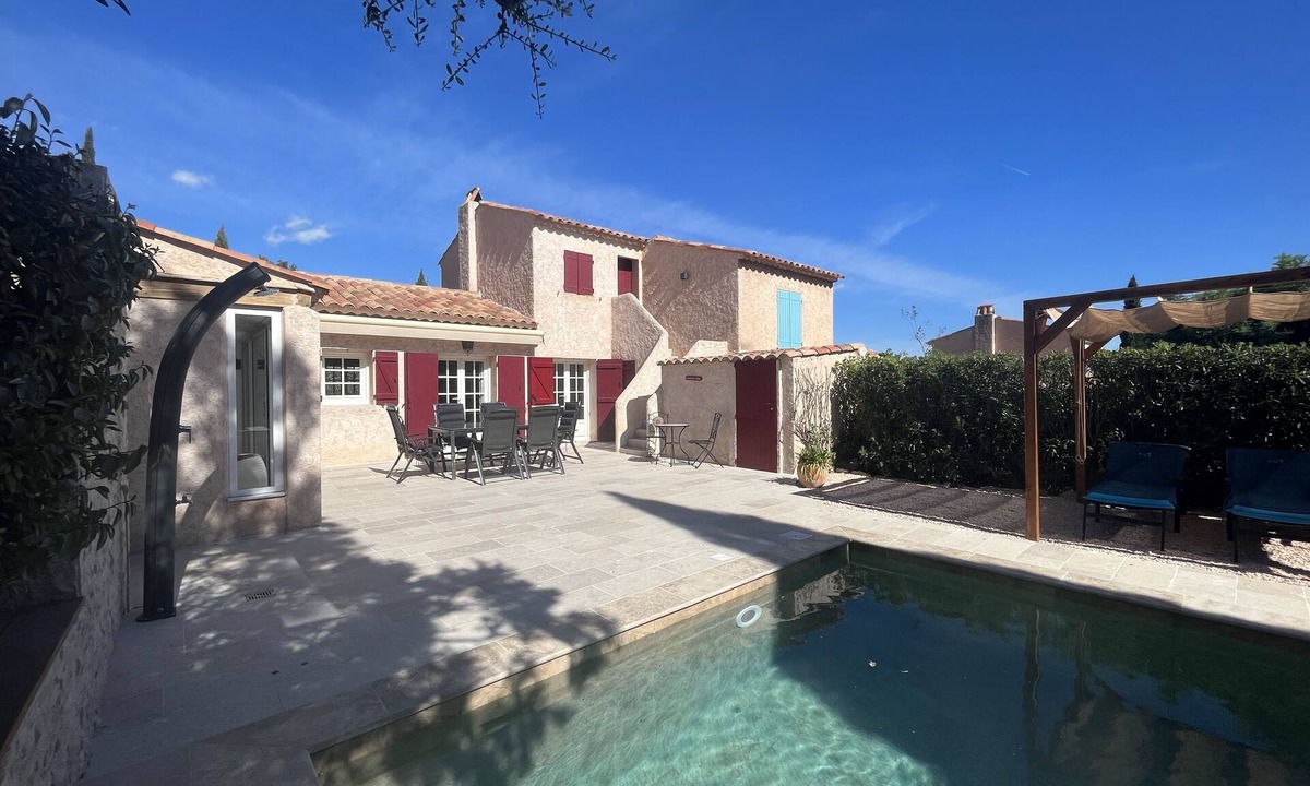 Plan-de-la-Tour House | Air-conditioned quiet vacation home with private pool 2 mn. from the village