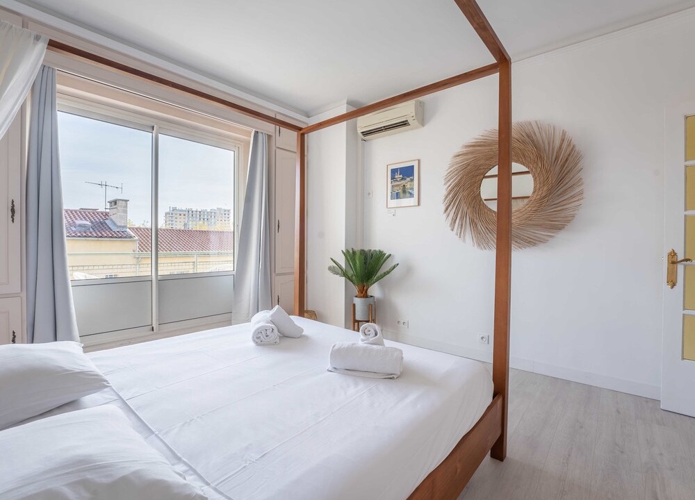 Saint-Charles Apartment | Amazing 1BR/2P Centre ville Gare Saint Charles - 1