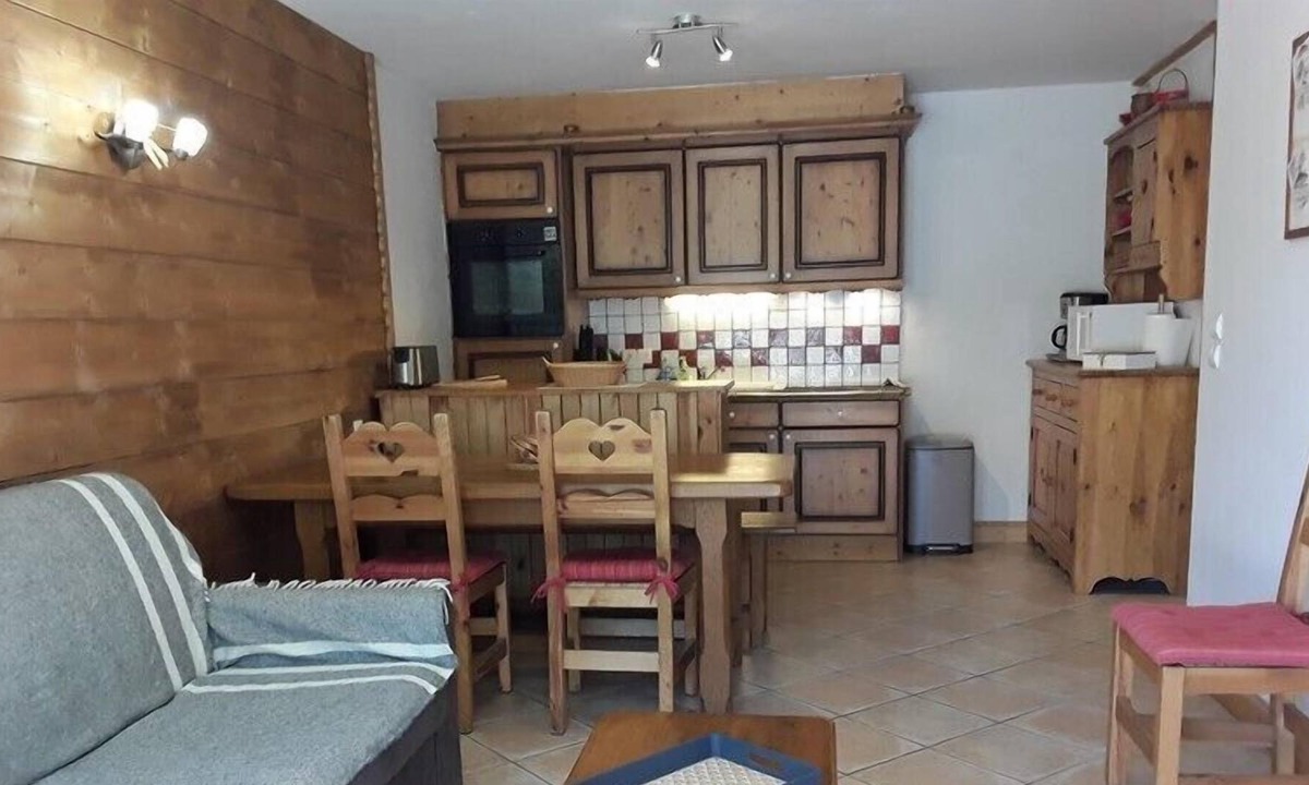 Cohennoz Apartment | Apartment for 6 people with swimming pool