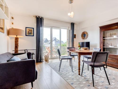 Dinard Apartment | Apartment Edelweis 2 by Interhome