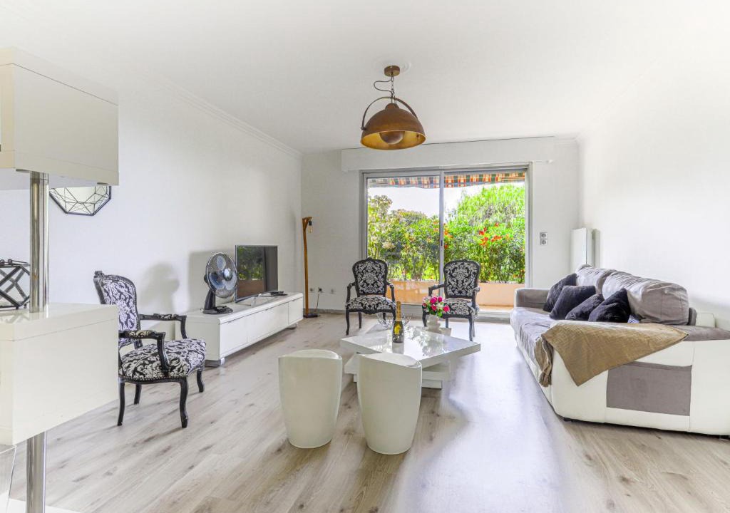 Eze Apartment | Apartment Les Balcons d'Eze-3 by Interhome