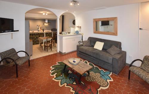 Montagnac-Montpezat Apartment | Appart Dans Maison De Village