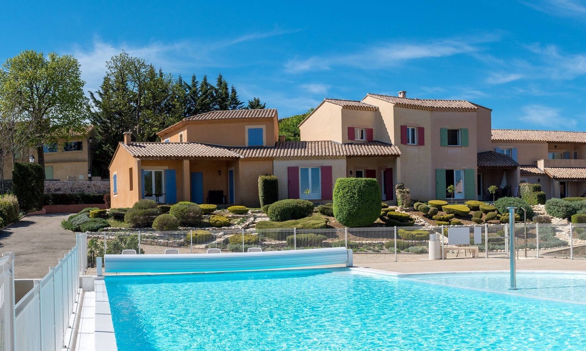 Saint-Trinit Condo | Appartement Confortable au Calme | Parking
