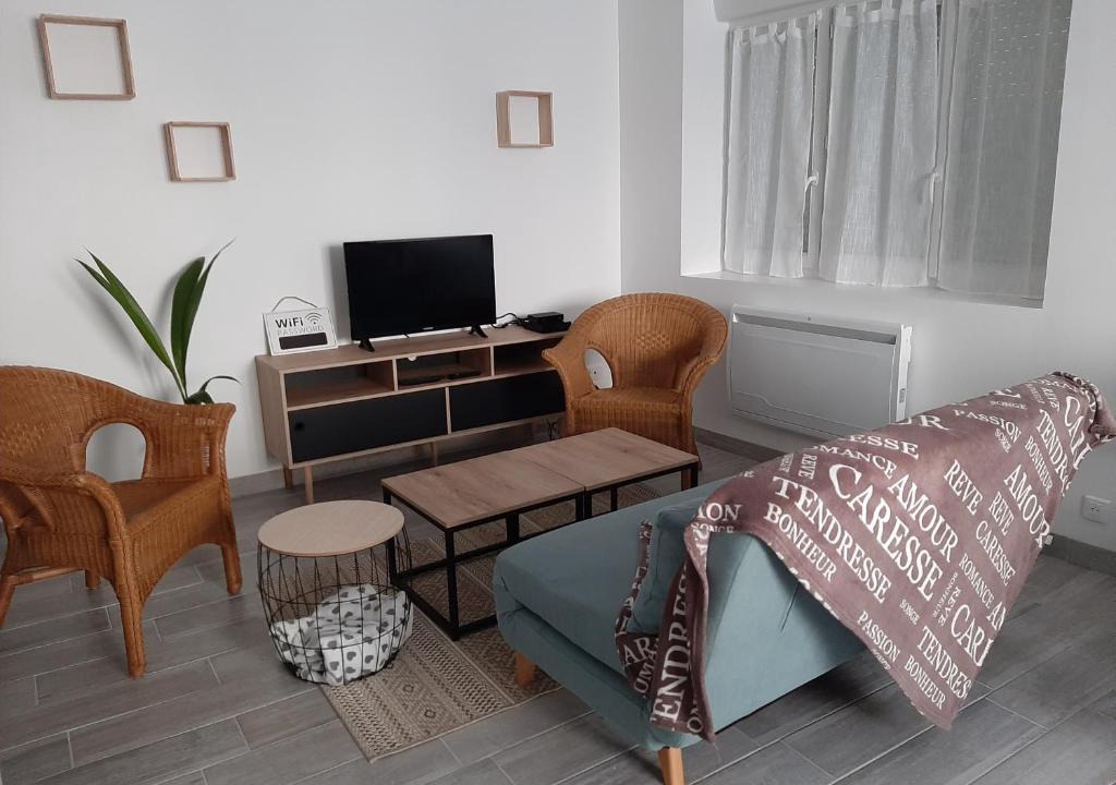 Guemene-sur-Scorff Apartment | Appartement Cosy plein coeur de Guémené-sur-Scorff