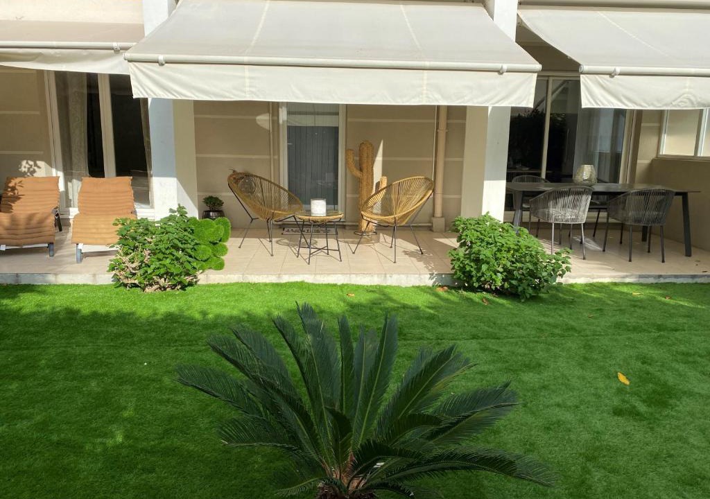 La Croix des Gardes Apartment | Appartement Les Eucalyptus dans domaine privé à Cannes