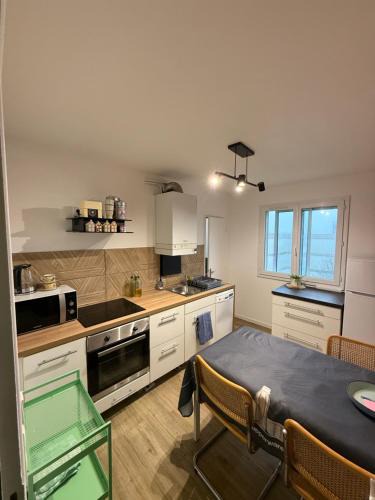 Bellevue Apartment | Appartement spacieuxP gratuitplage à 13 min proche tram