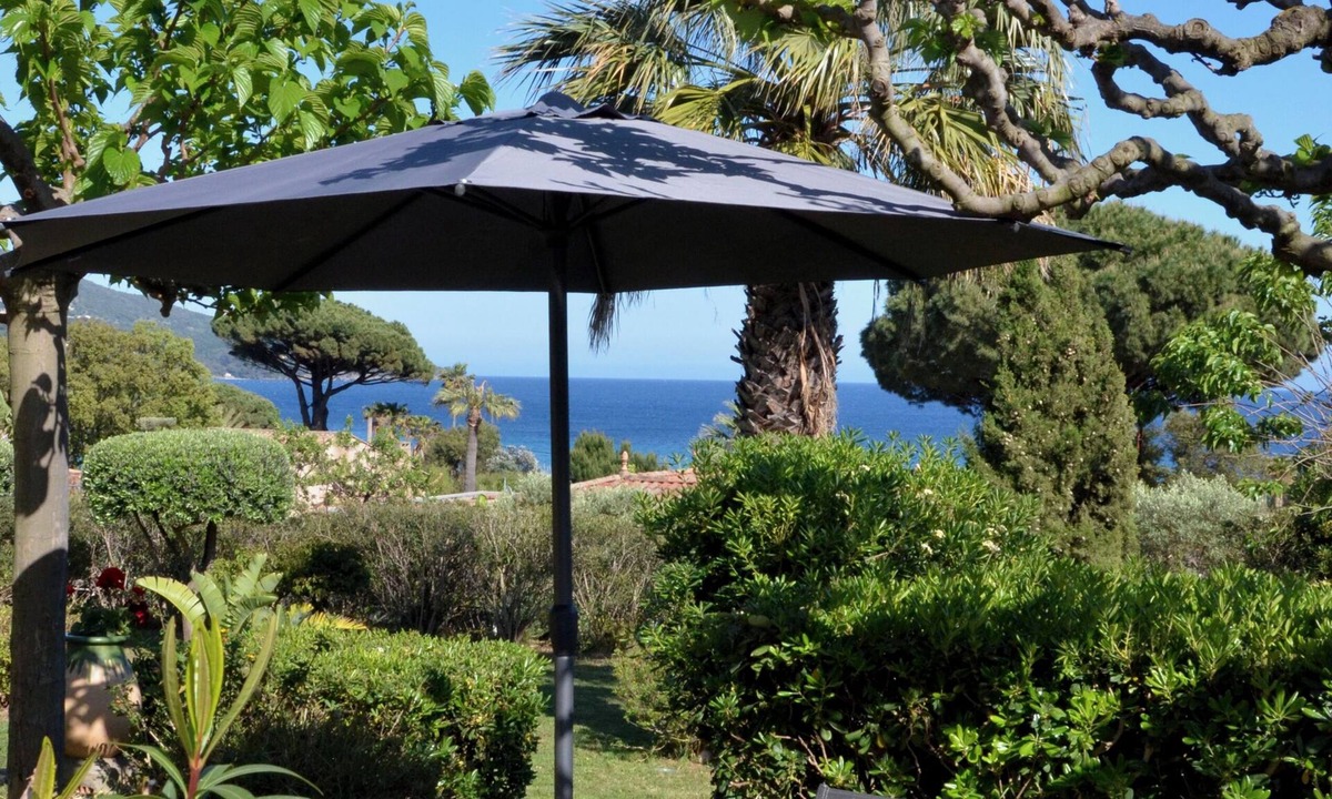 Cavaliere Apartment | Appartement T3 Dans Mas Provençal à 100 m de la Plage/c