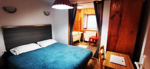Mars Hotel | Atelier du pont de Mars