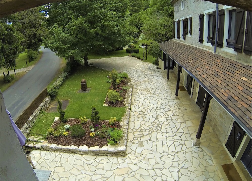 Cabrerets Hotel | Auberge de la Sagne