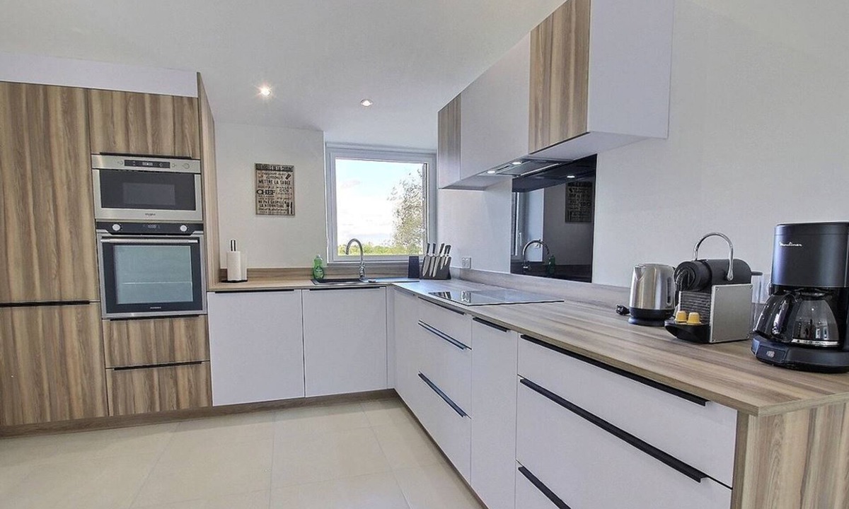 Plurien House | Authentic Breton house, beach 5km away, 3 bedrooms, garden, comfort.