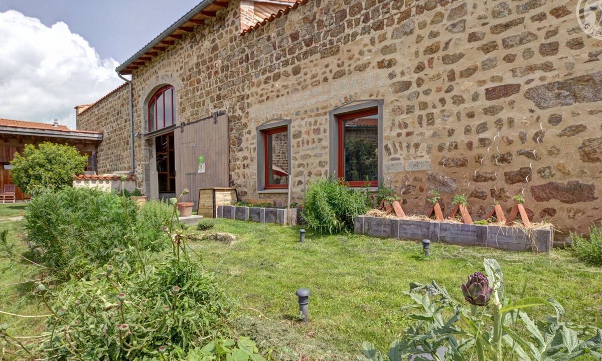 Verrieres-en-Forez Cottage | Authentic Gîte with Spacious Terraces