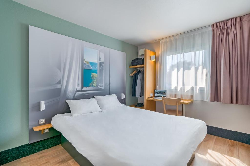11th Arrondissement Hotel | B&B HOTEL Marseille La Valentine
