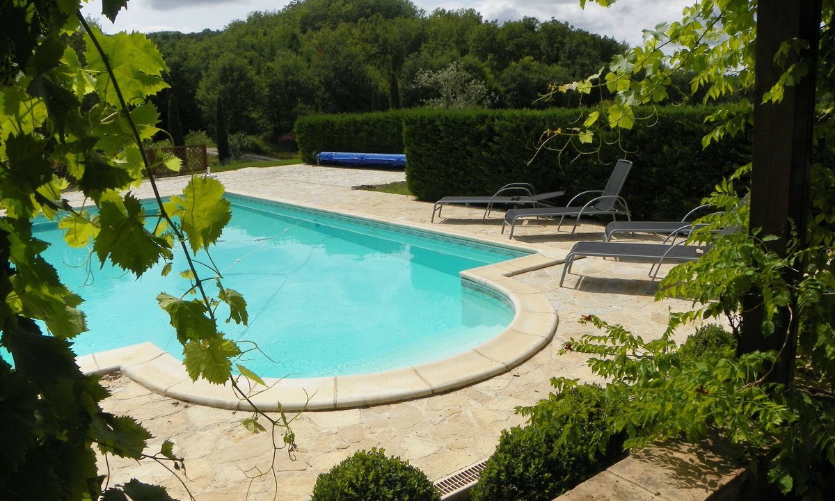 Sainte-Juliette House | Barn, great comfort old-fashioned luxury, 8 people between Montcuq and Lauzerte