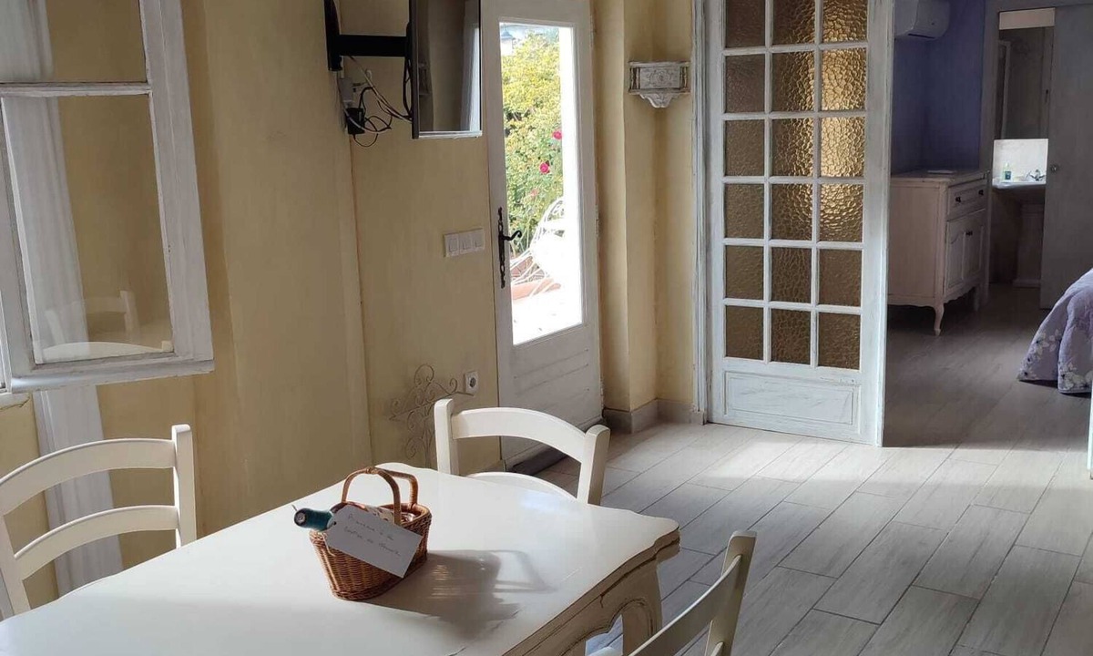 Saint-Jean Apartment | Bastide provenzal in the county and 5 km from the beach