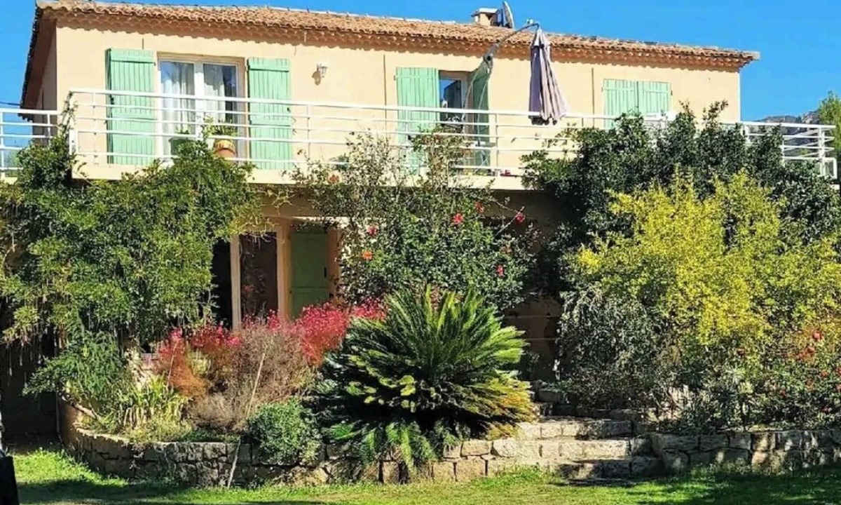 Olmeto Apartment | Beach Tenutella at 50m4 or 6 pers 2 bedrooms A/C/terrace/WiFi/garden