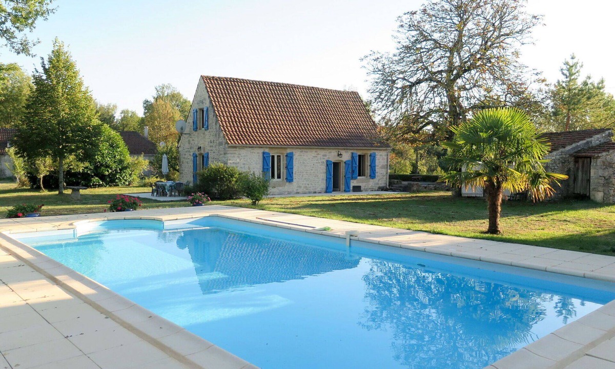Pontcirq Villa | Beautiful private villa for 6 guests with private pool, WIFI, TV and terrace