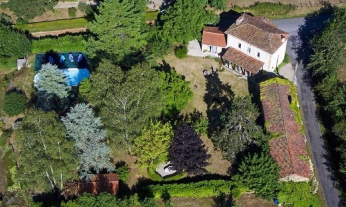 Sonnac Bed & Breakfast | bed & Breakfast