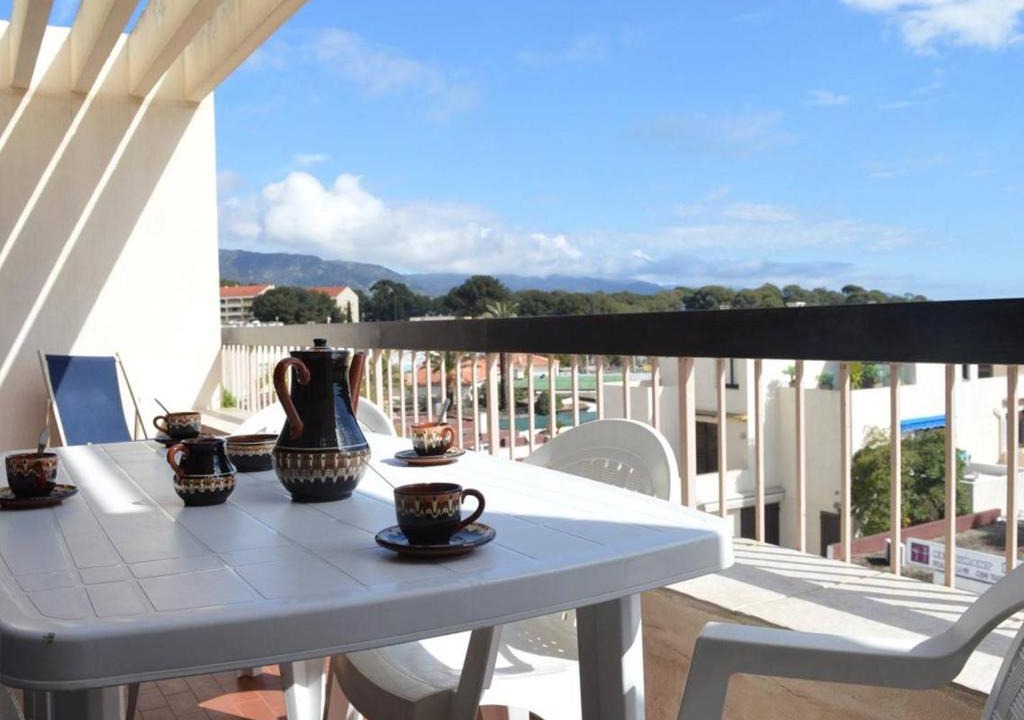 La Faviere Apartment | Bel Appt 2P pour 4 à Bormes-les-Mimosas, en face de la plage - FR-1-251-229