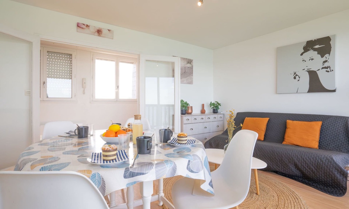 Saint-Pierre-Quiberon Apartment | Bellevue by Interhome