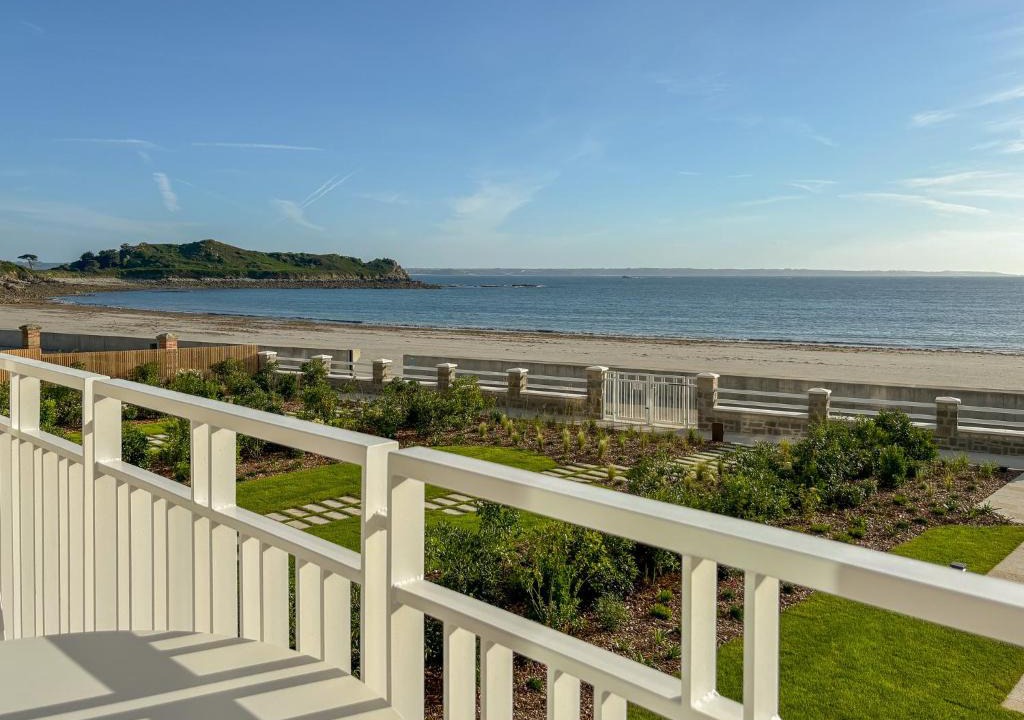 Trebeurden Apartment | Brehat T3 acces plage piscine et vue mer