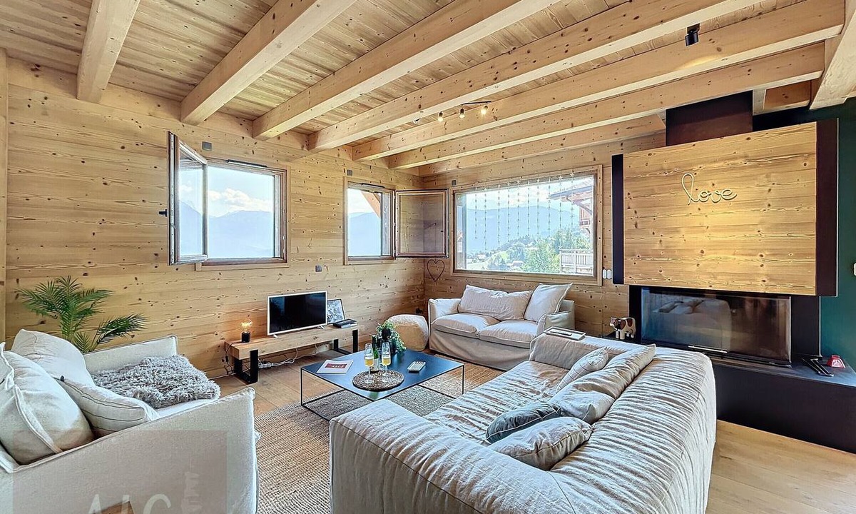 Combloux Ski Chalet | Bright chalet with Mont-Blanc view - 8 guests