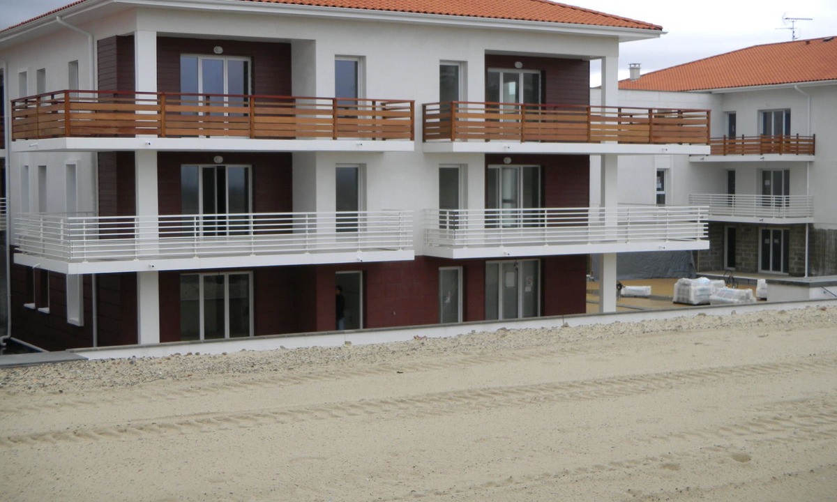Biscarrosse Plage Apartment | Bright Standing apartment close to the ocean, partial ocean view