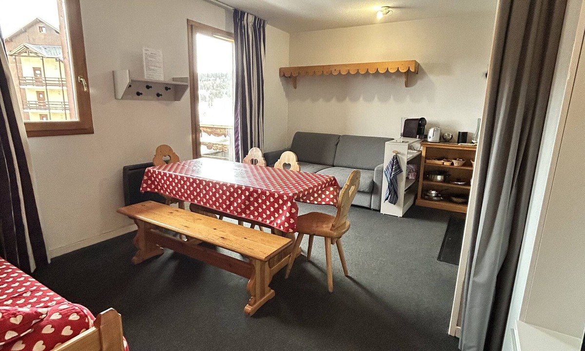Risoul Apartment | Bright studio in Risoul, ski on foot and comfort