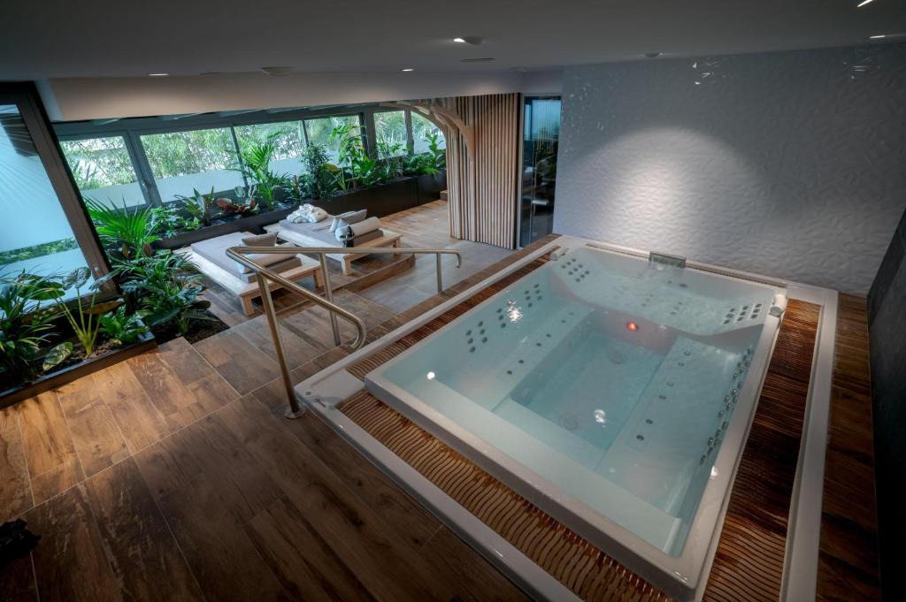 La Rochelle Hotel | BW Plus Central Park Hotel & Spa
