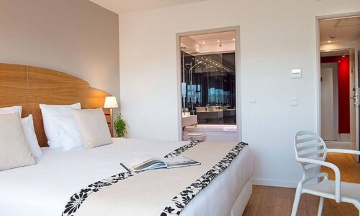 Costieres Hotel | C Suites