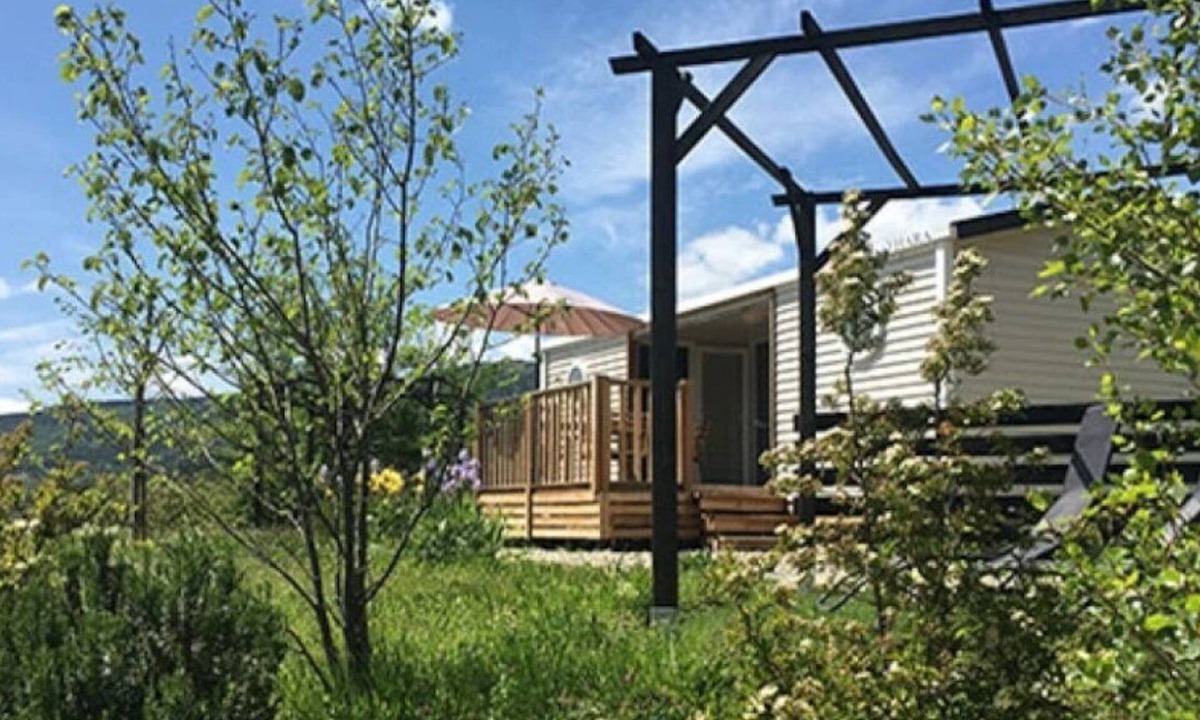 Rosans House | Camping 4 étoiles - Piscine - ccbach0