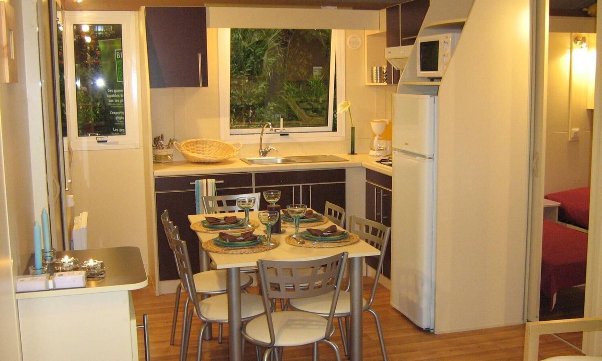 Chatel-Chehery RV Rental | Camping les Naïades