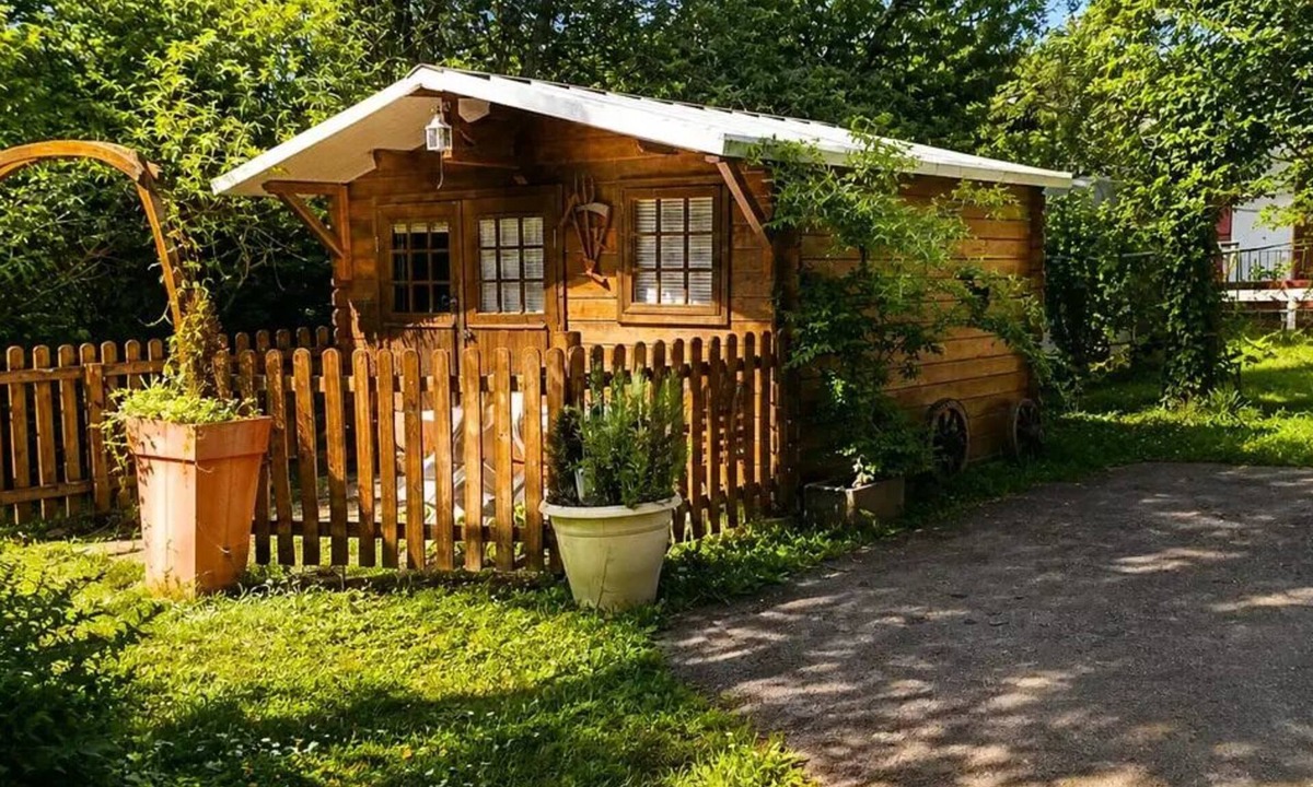 Gotein-Libarrenx Ski Chalet | Campsite Uhaitza* - Small wooden chalet without sanitary facilities for 2 people