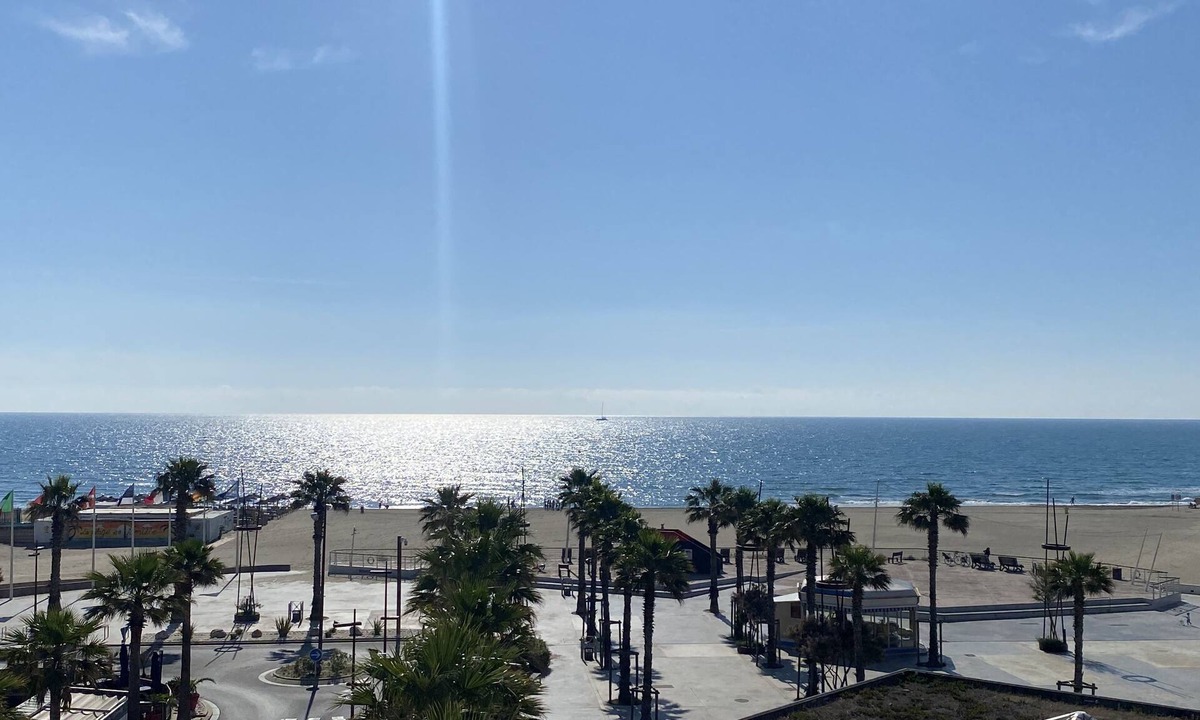 La Cote Radieuse Apartment | Canet Plage Face à la mer 2 à 6 Pers Avec Parking