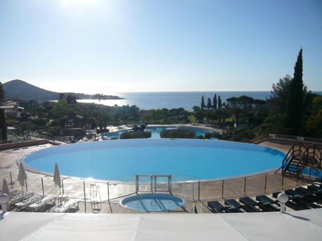 Cap Esterel Apartment | Cap Esterel place des pecheurs