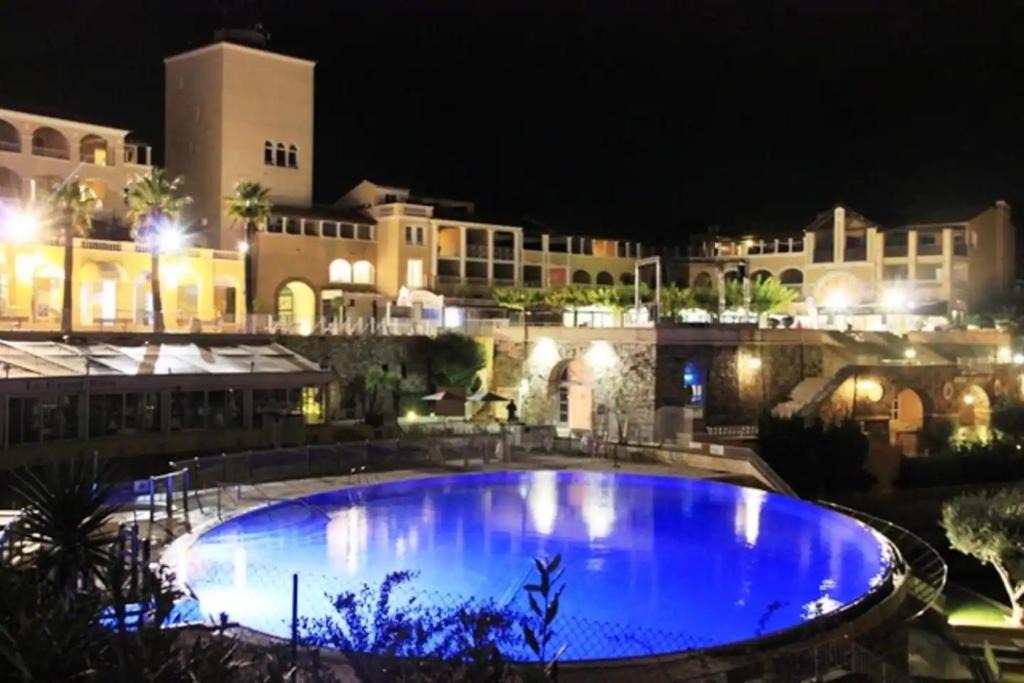 Cap Esterel Apartment | Cap Esterel VILLAGE duplex vue mer et Golf