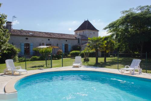 Thenac House | CAPE - maison avec piscine et jacuzzi