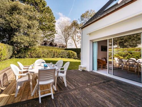 Carnac Villa | Carnac: Maison 4 pièces, 6 pers, Parking, Près plage - FR-1-477-54