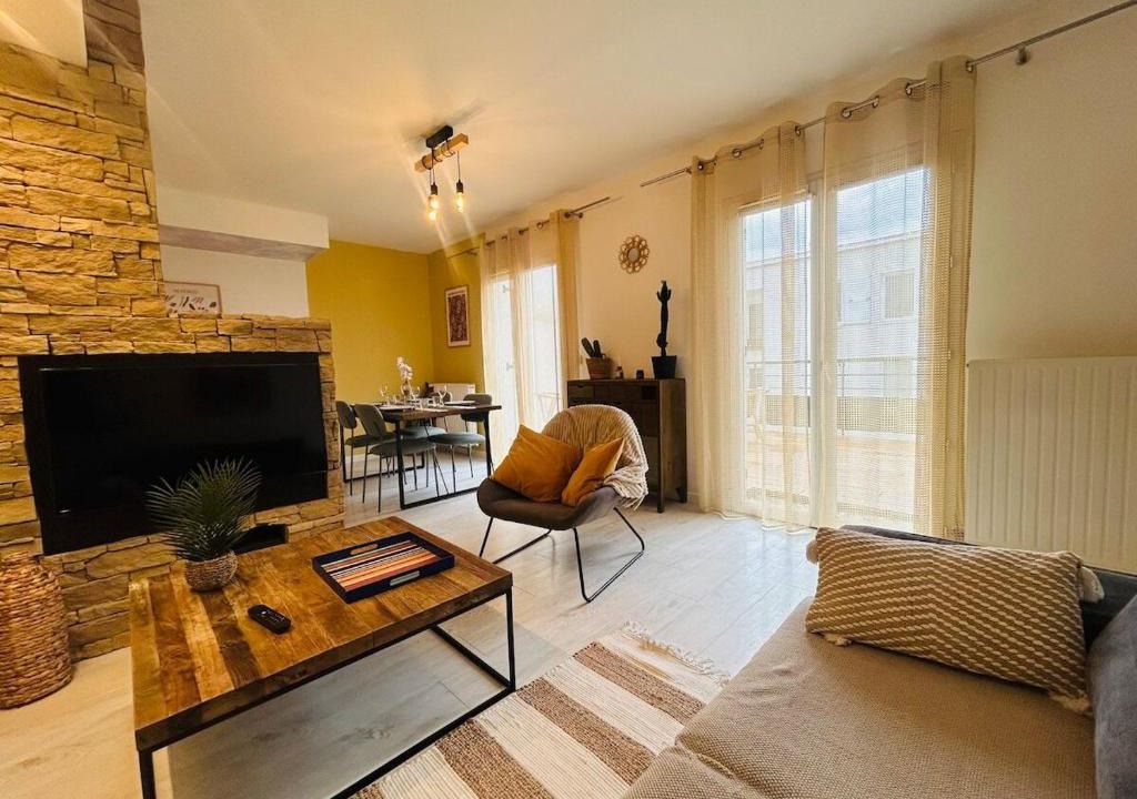 Les Hauts de Saint-Aubin Apartment | Casa Cactus