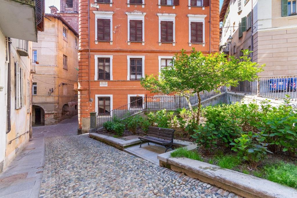 Saluzzo Apartment | Casa Piazzetta